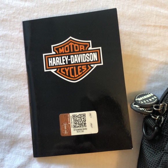 Harley Davison cross body mini backpack - Picture 3 of 4